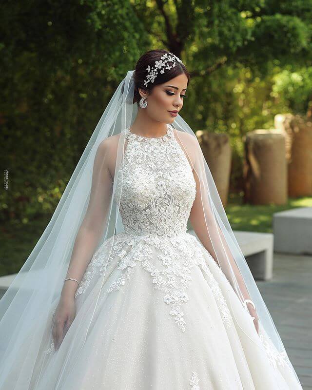Robe de Mariée Princesse Dentelle Longue Traine