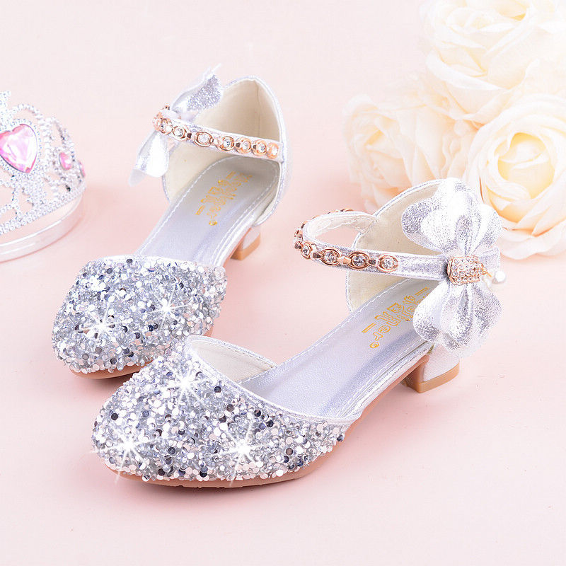 Chaussure fille a talon