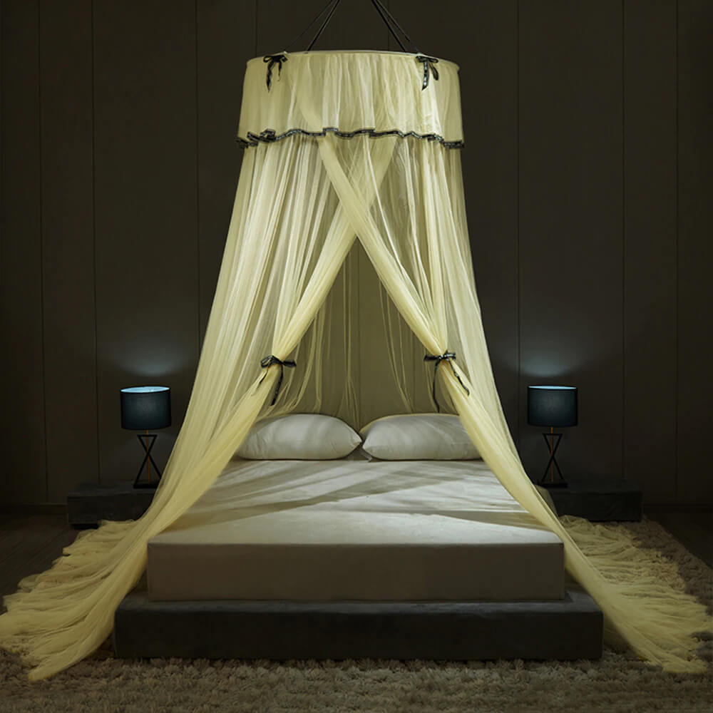 Ciel de lit en tulle