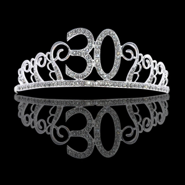 http://princesse-magique.fr/cdn/shop/products/couronne-anniversaire-30-ans_1.jpg?v=1631829514