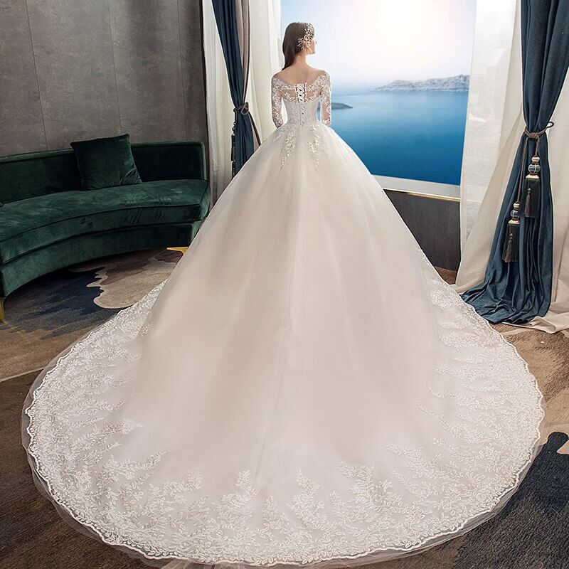 Longue robe de mariee femme