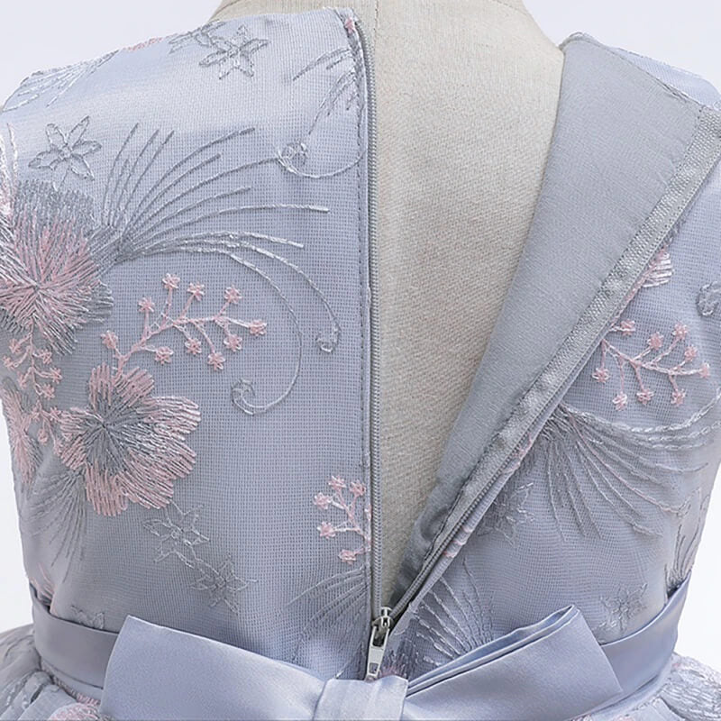 Robe Princesse Grise