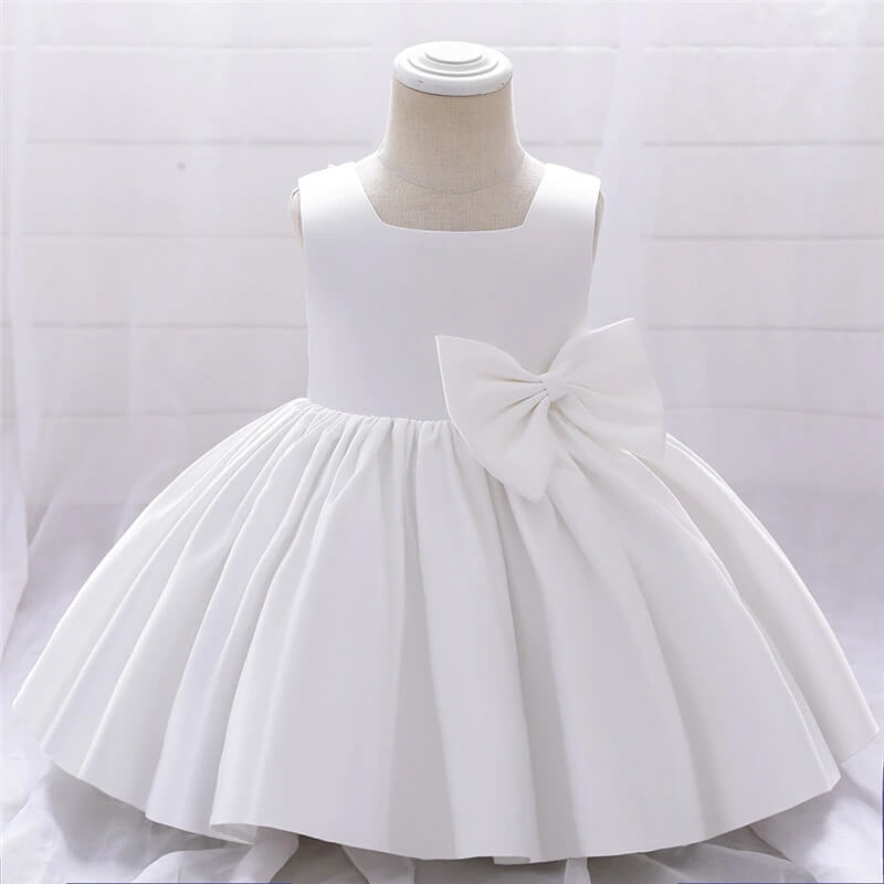 Robe blanche bebe naissance