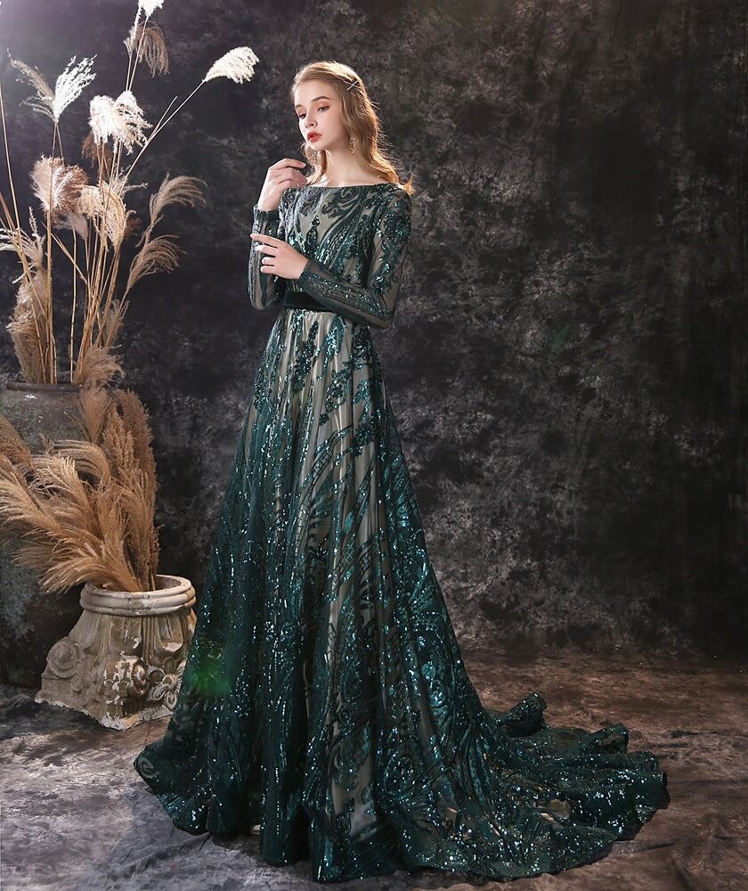 Robe de princesse femme avec traine