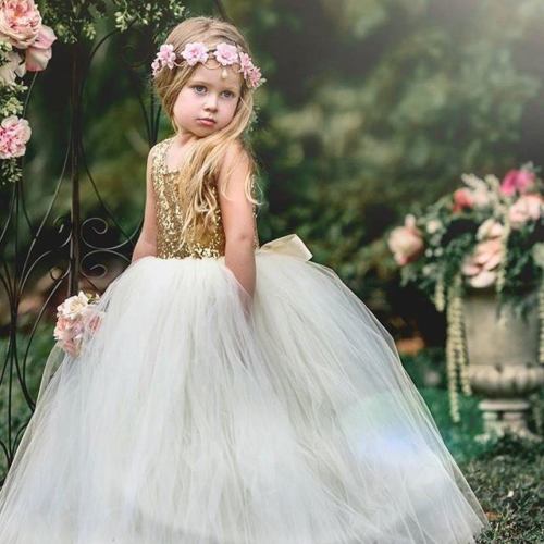 Robe doree fille princesse