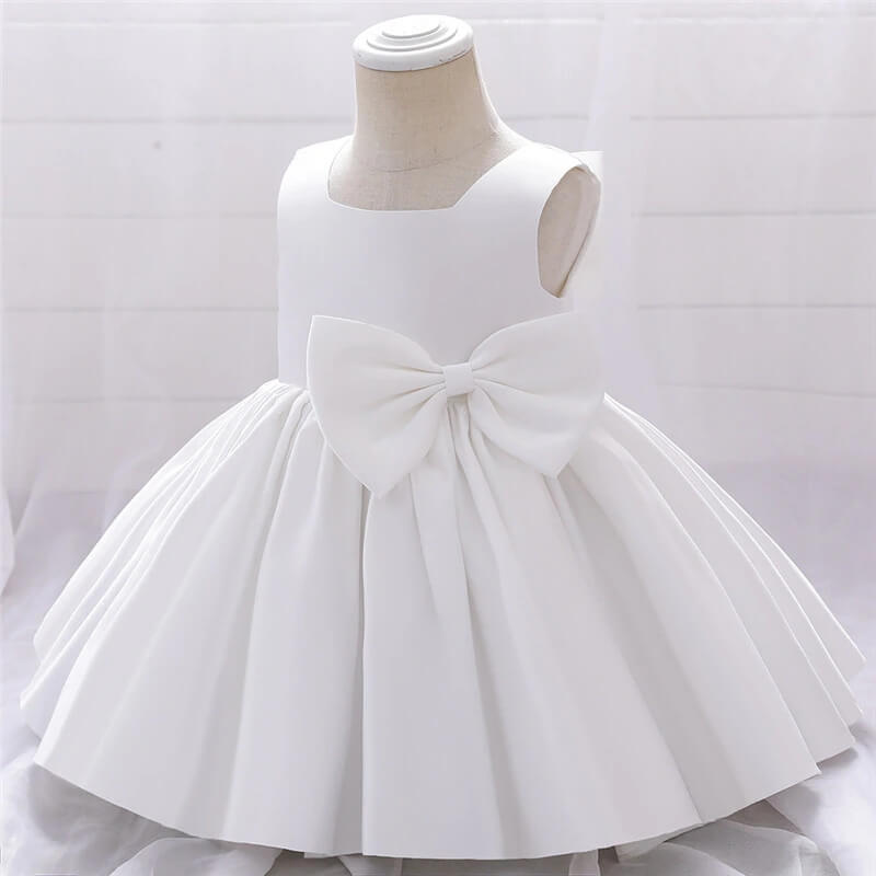 Robe naissance blanche