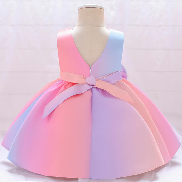 Robe princesse arc en ciel