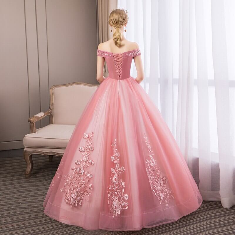 Robe princesse rose pale