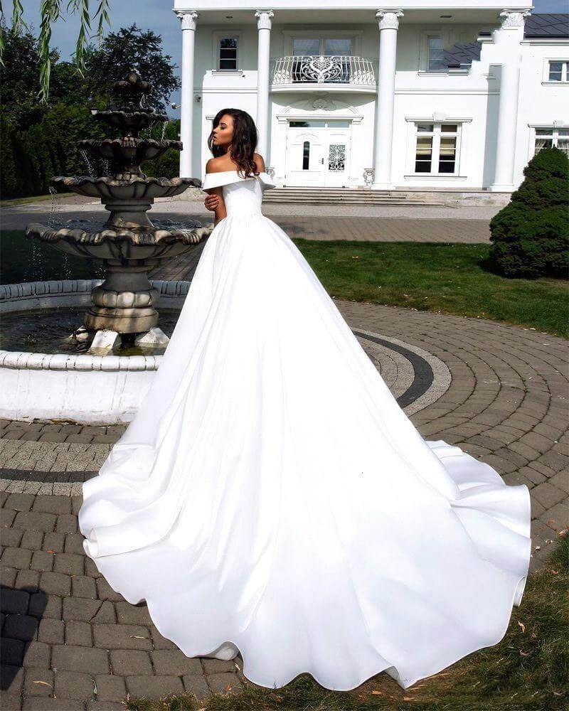 Robe de best sale mariée satin princesse